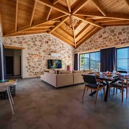Kalkan Maja Private Villa *
